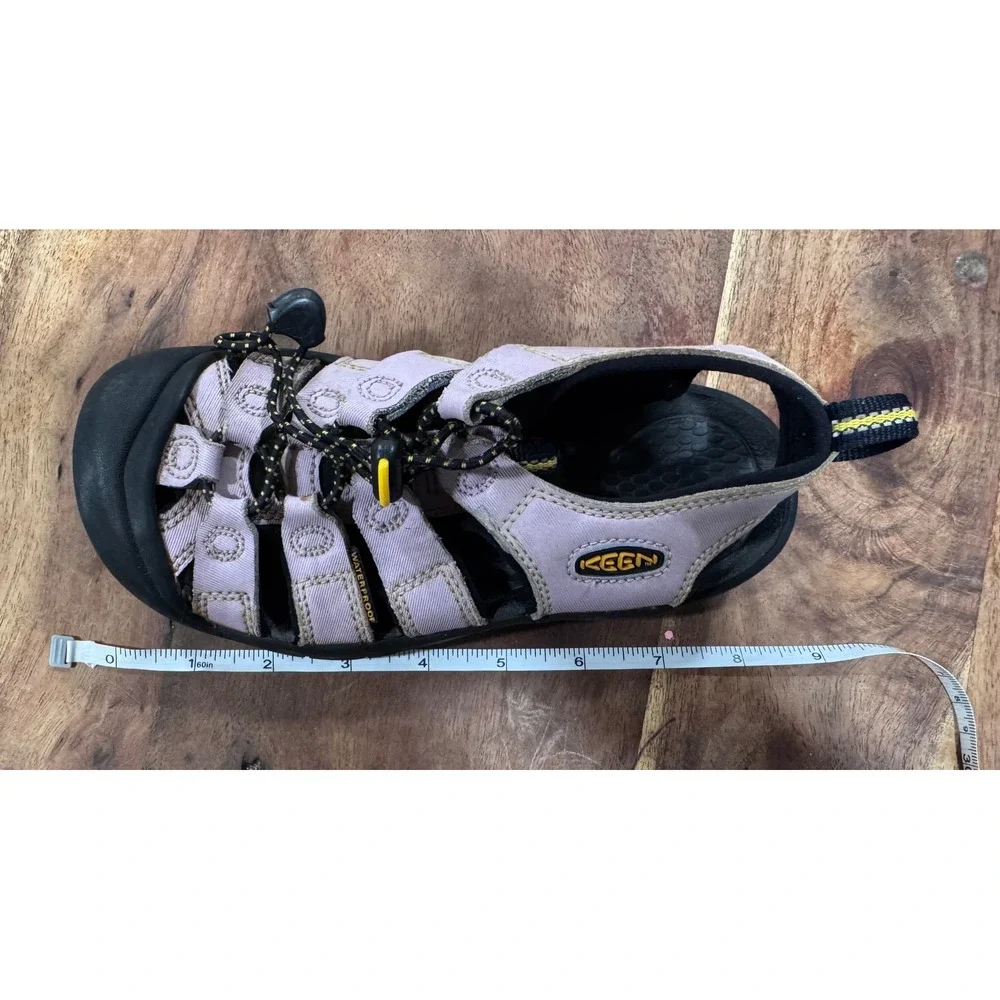 KEEN Newport H2 Kids Size 1 Purple Lavender Waterproof Hiking Water Sandals